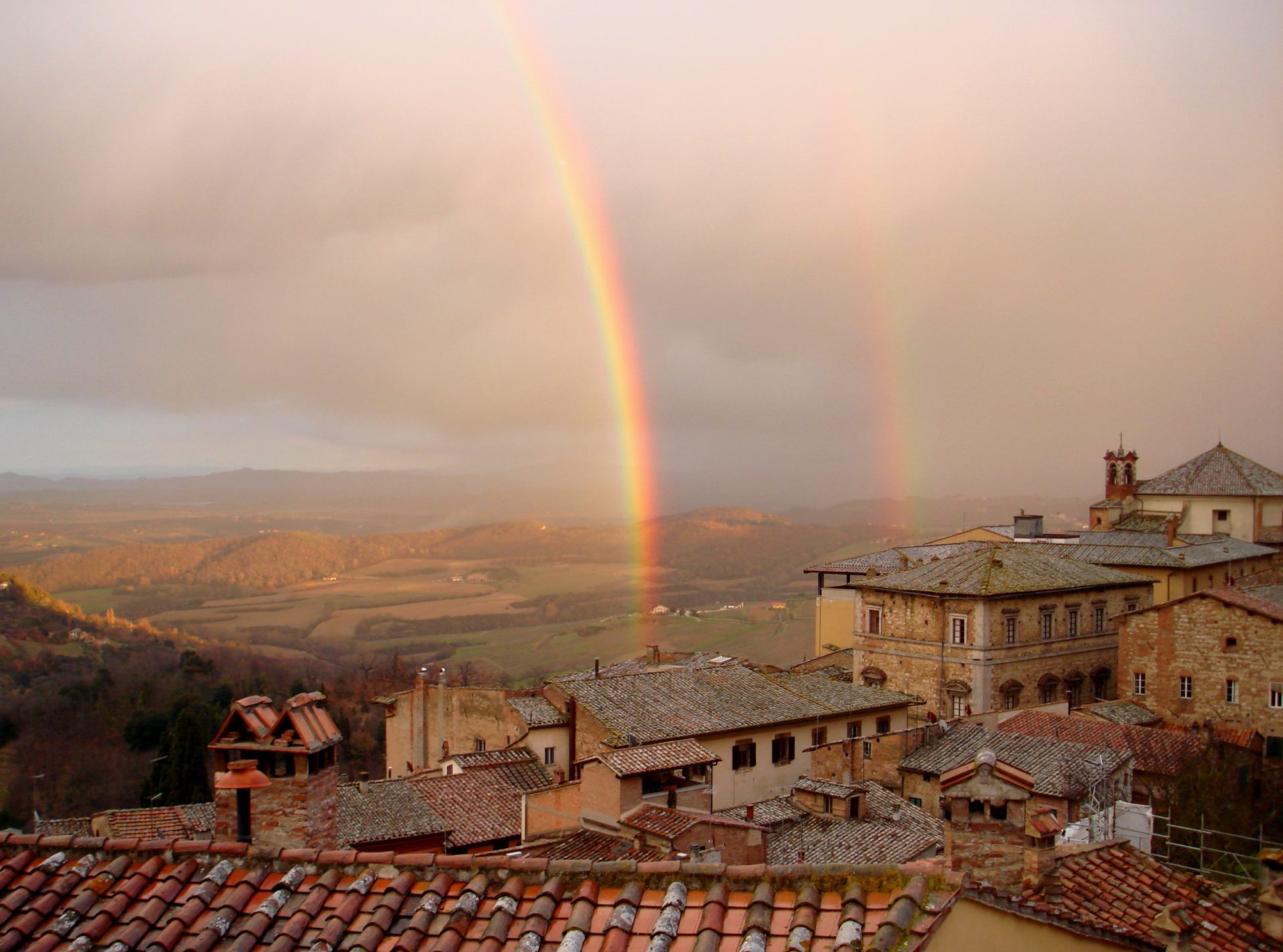 rainbows-over-montepulciano