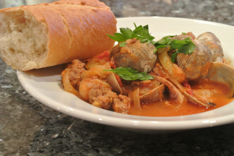 Clam, squid, fennel and sausage stew (Vongole, calamari, finocchio