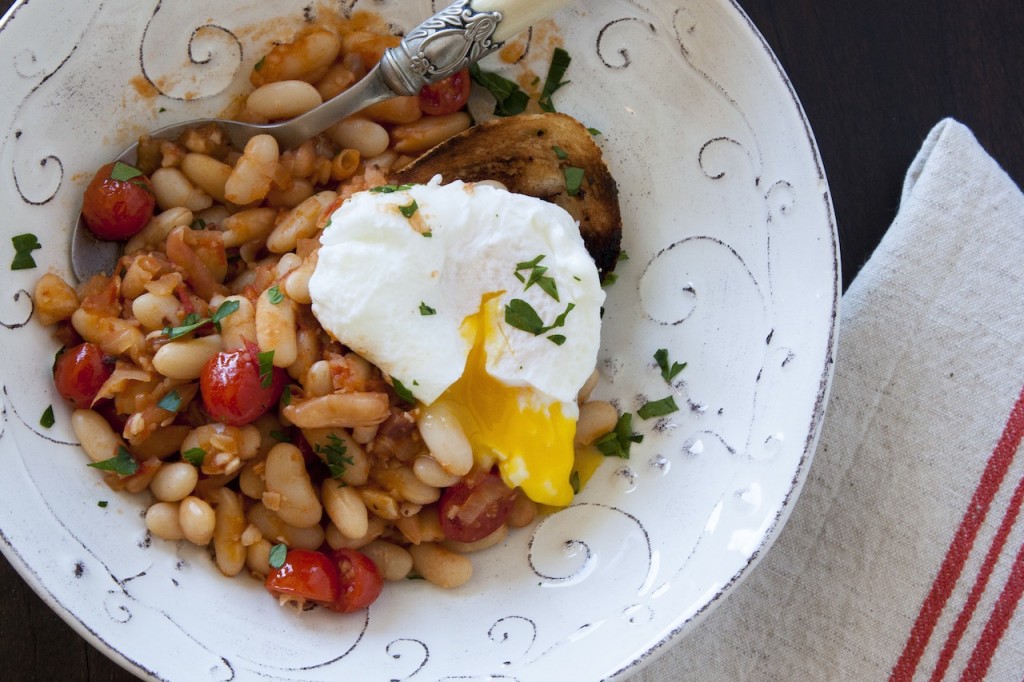 Poached Eggs with Cannellini Bean and Tomato Stew (1 of 1)