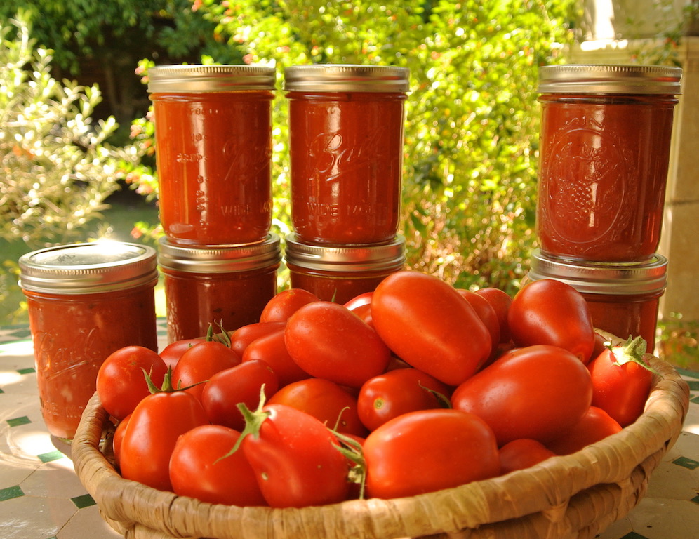 Homemade canned tomatoes