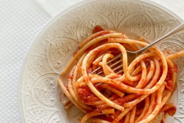 Tracing our Roots: Neapolitan Sugo di Pomodoro