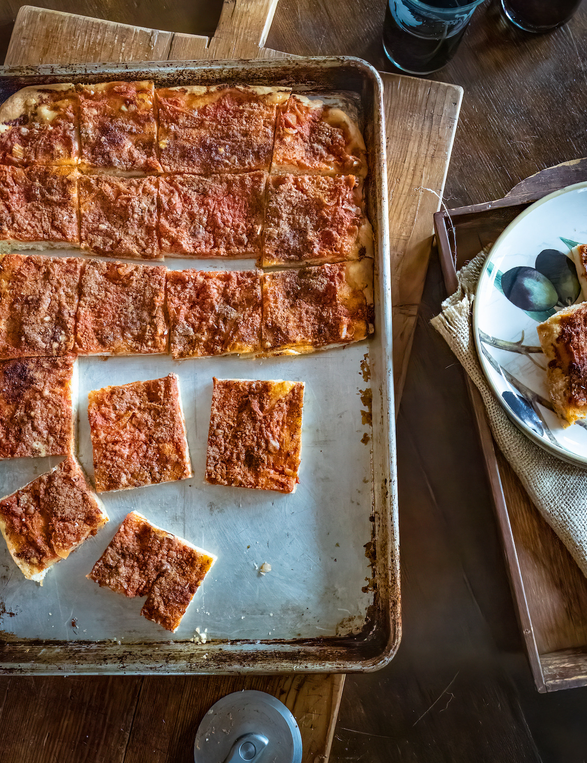 Sicilian Pizza Recipe for crispy sheet pan pizza (How to make pan pizza)